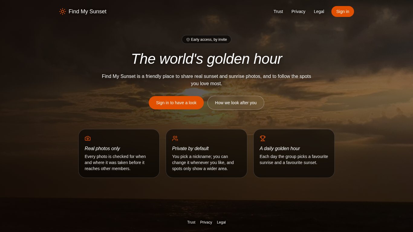 SunSpotters website showing real golden hour photos from around the world